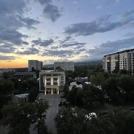 Апартаменты #2 Almaty Exterior foto